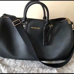 MICHAEL KORS jet set weekend duffel